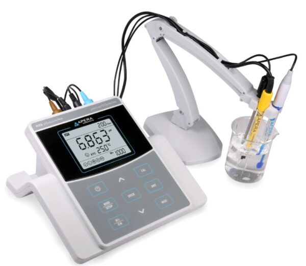 PC820 Precisión Benchtop pH/Conductividad Kit medidor